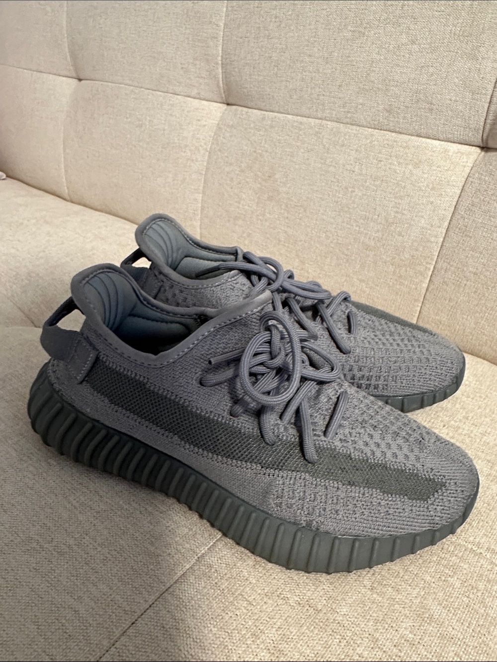 Yeezy Boost 350 V2’ Steel Gray
